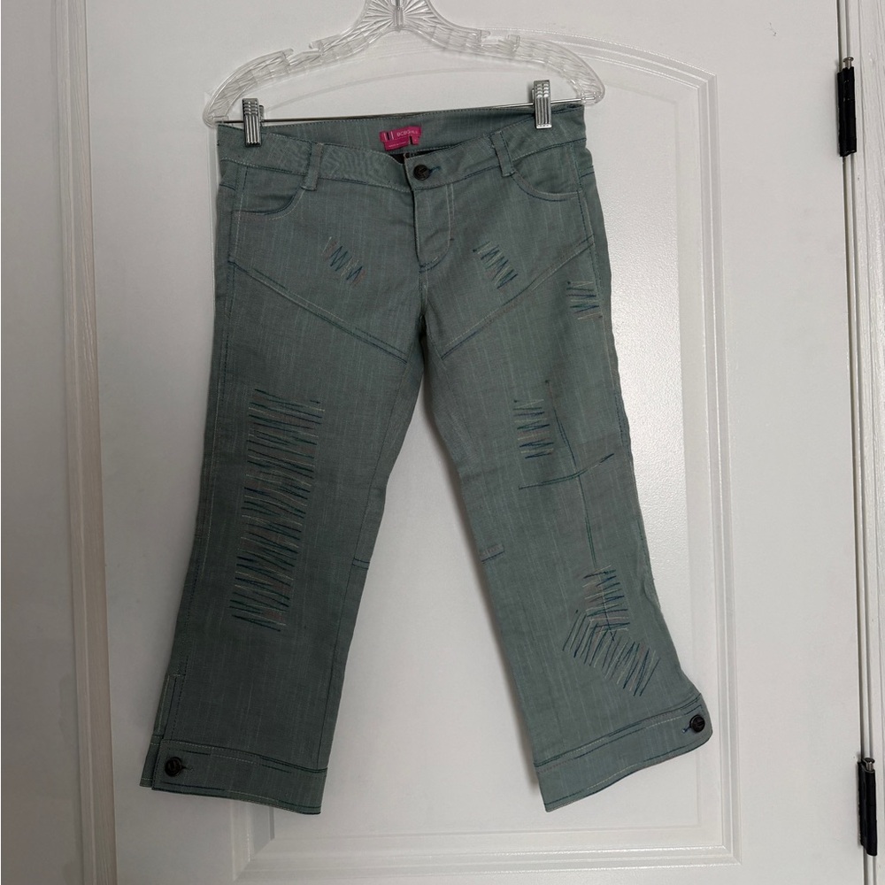 Bcbg girl Distressed Cropped Pants size 2